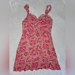 Hello Molly, US medium, nude and hot pink detail